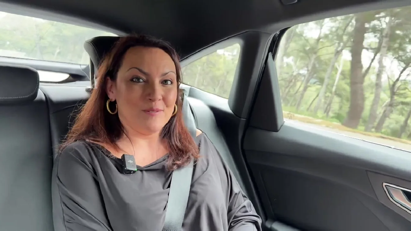 JacquieEtMichelTV Cristal 44 Delighted To Have Two Guys For Herself XXX